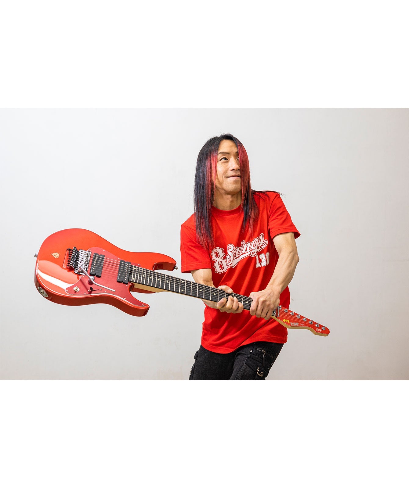 ISAO“8ストリングス”チーム・Tシャツ