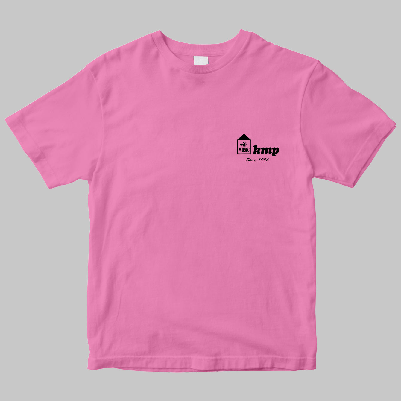 楽譜出版ケイ・エム・ピーのロゴTシャツ