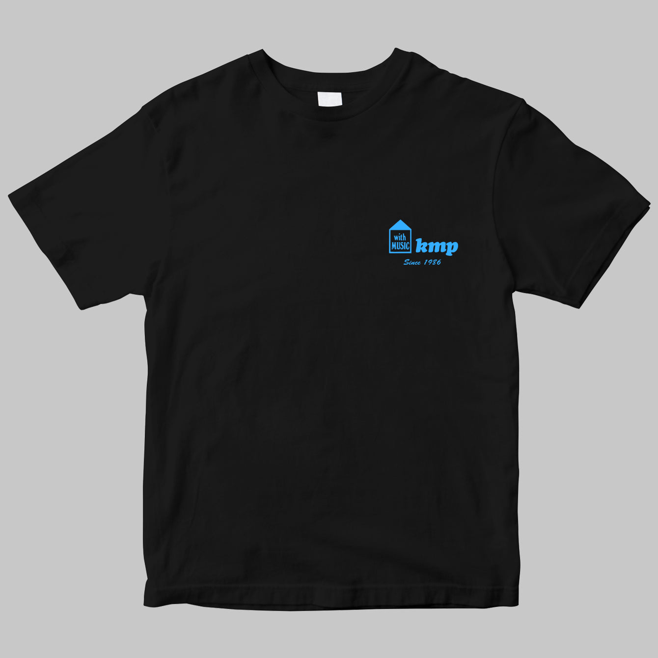 楽譜出版ケイ・エム・ピーのロゴTシャツ