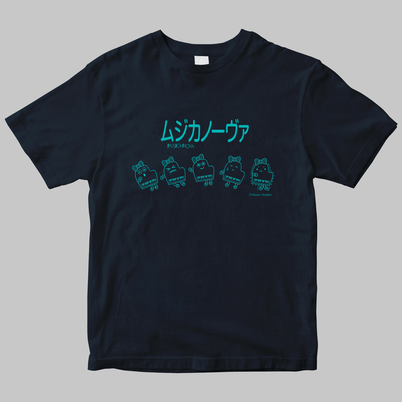 「ムジカノーヴァ（MUSICA NOVA）」のロゴＴシャツ（イラストA）