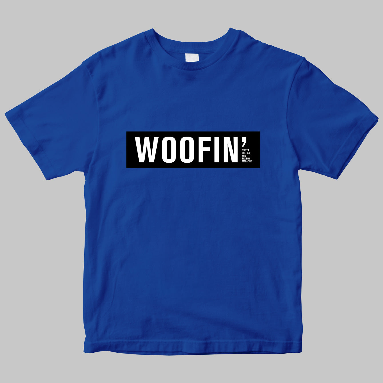 「WOOFIN’」のロゴTシャツ