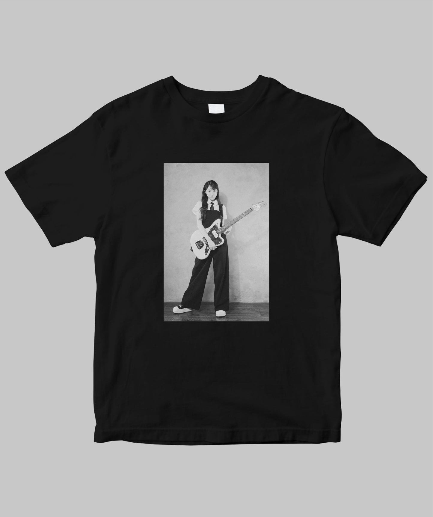 【Tシャツ】『SILENT SIREN すぅ ヴィンテージ風フォトTシャツ』