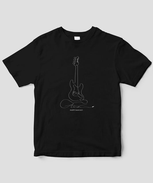 ネイTシャツ